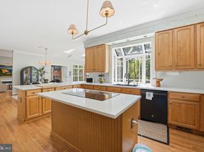 1605 Lupine Den Court, Vienna VA 22182