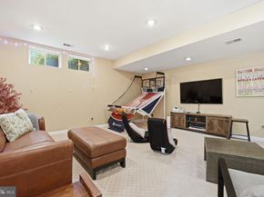 1605 Lupine Den Court, Vienna VA 22182
