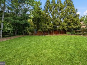1605 Lupine Den Court, Vienna VA 22182