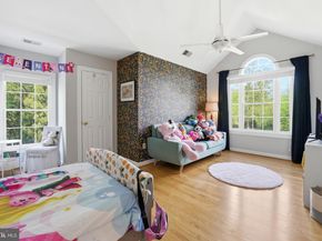 1605 Lupine Den Court, Vienna VA 22182