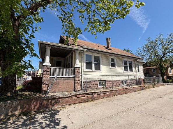 3222 10TH Place SE, Washington DC 20032