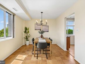 4977 Battery Lane 1902, Bethesda MD 20814