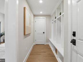 613 Upham Place NW, Vienna VA 22180