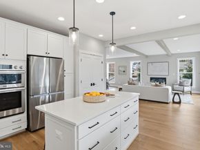 613 Upham Place NW, Vienna VA 22180