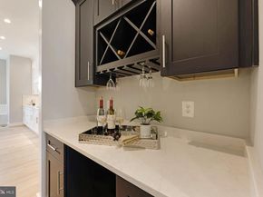 125 Casmar Street SE, Vienna VA 22180