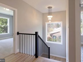 125 Casmar Street SE, Vienna VA 22180