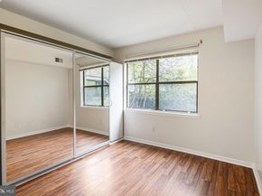 285 Shawmont Avenue D, Philadelphia PA 19128