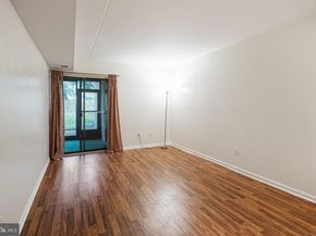 285 Shawmont Avenue D, Philadelphia PA 19128