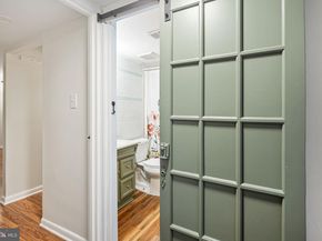 285 Shawmont Avenue D, Philadelphia PA 19128