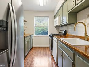 285 Shawmont Avenue D, Philadelphia PA 19128