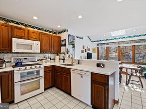 635 Harts Ridge Road, Conshohocken PA 19428