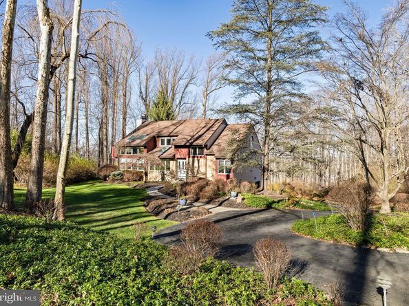 635 Harts Ridge Road, Conshohocken PA 19428