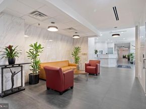 2101 Chestnut Street 1813, Philadelphia PA 19103