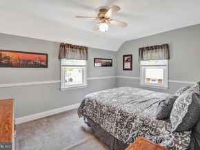 308 Edgemore Road, Secane PA 19018