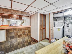 308 Edgemore Road, Secane PA 19018