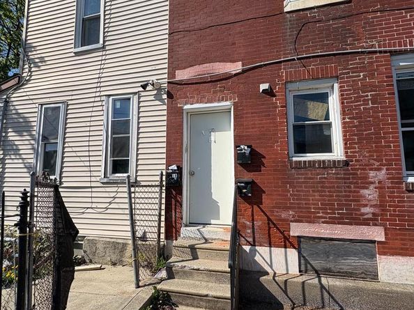6200 Dickens Avenue, Philadelphia PA 19142
