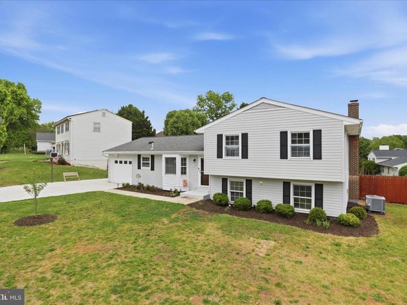 1337 Shallow Ford Road, Herndon VA 20170