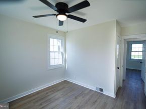 310 Swarthmore Avenue, Folsom PA 19033