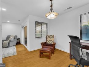 527 Florida Avenue T2, Herndon VA 20170