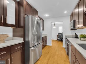 527 Florida Avenue T2, Herndon VA 20170