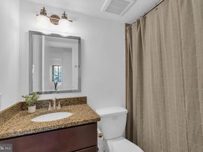 527 Florida Avenue T2, Herndon VA 20170