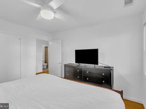 527 Florida Avenue T2, Herndon VA 20170
