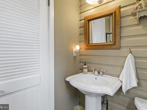 1268 Ashbourne Road, Elkins Park PA 19027