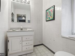 1268 Ashbourne Road, Elkins Park PA 19027