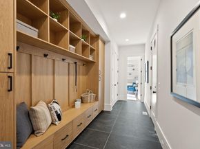 6013 Woodland Terrace, Mclean VA 22101