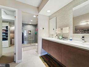 201 Springhouse Pond, Chesterbrook PA 19087