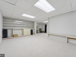 201 Springhouse Pond, Chesterbrook PA 19087