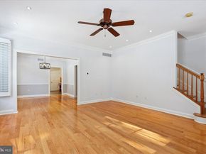 6 Edison Lane, Doylestown PA 18901