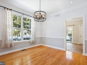 6 Edison Lane, Doylestown PA 18901