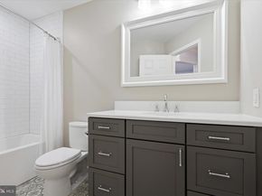 6 Edison Lane, Doylestown PA 18901