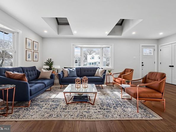 3525 Rockview Drive, Bristol PA 19007