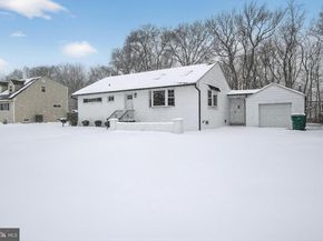 3525 Rockview Drive, Bristol PA 19007