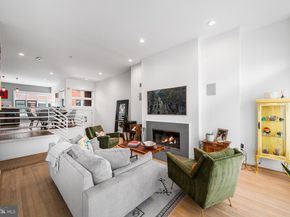 114 Bainbridge Street, Philadelphia PA 19147