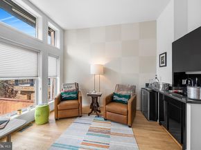 114 Bainbridge Street, Philadelphia PA 19147