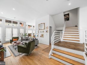 114 Bainbridge Street, Philadelphia PA 19147