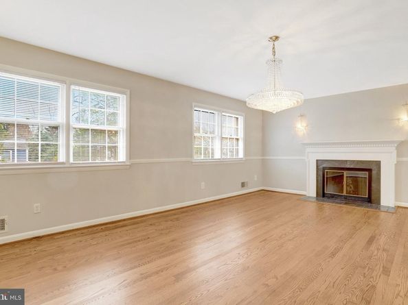 3716 N Vernon Street, Arlington VA 22207