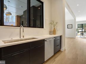 8302 Robey Avenue, Annandale VA 22003