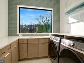 8302 Robey Avenue, Annandale VA 22003