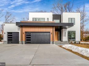 8302 Robey Avenue, Annandale VA 22003