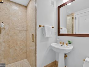 1155 23rd Street NW PH1G, Washington DC 20037