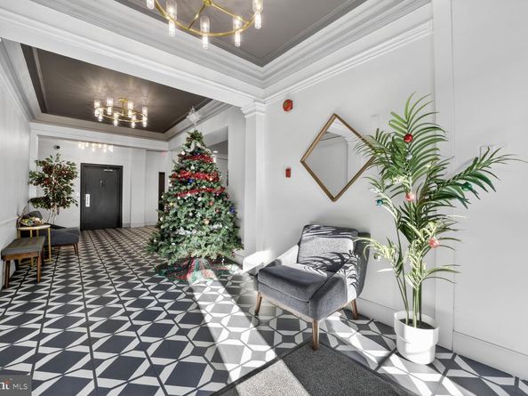 1669 Columbia NW 313, Washington DC 20009