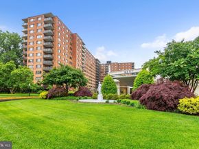 4201 Cathedral Avenue NW 918W, Washington DC 20016