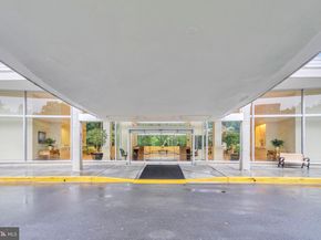 4201 Cathedral Avenue NW 918W, Washington DC 20016