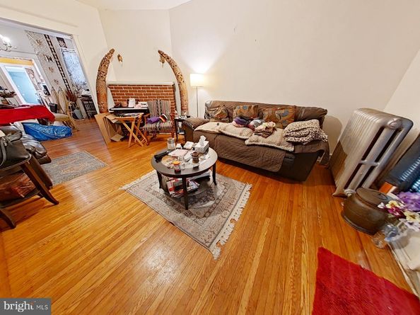 35 N State Road, Upper Darby PA 19082