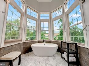 1500 N Colonial Terrace, Arlington VA 22209