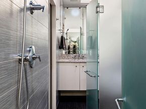 2041 Locust Street, Philadelphia PA 19103